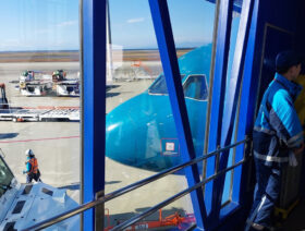 名古屋から帰国